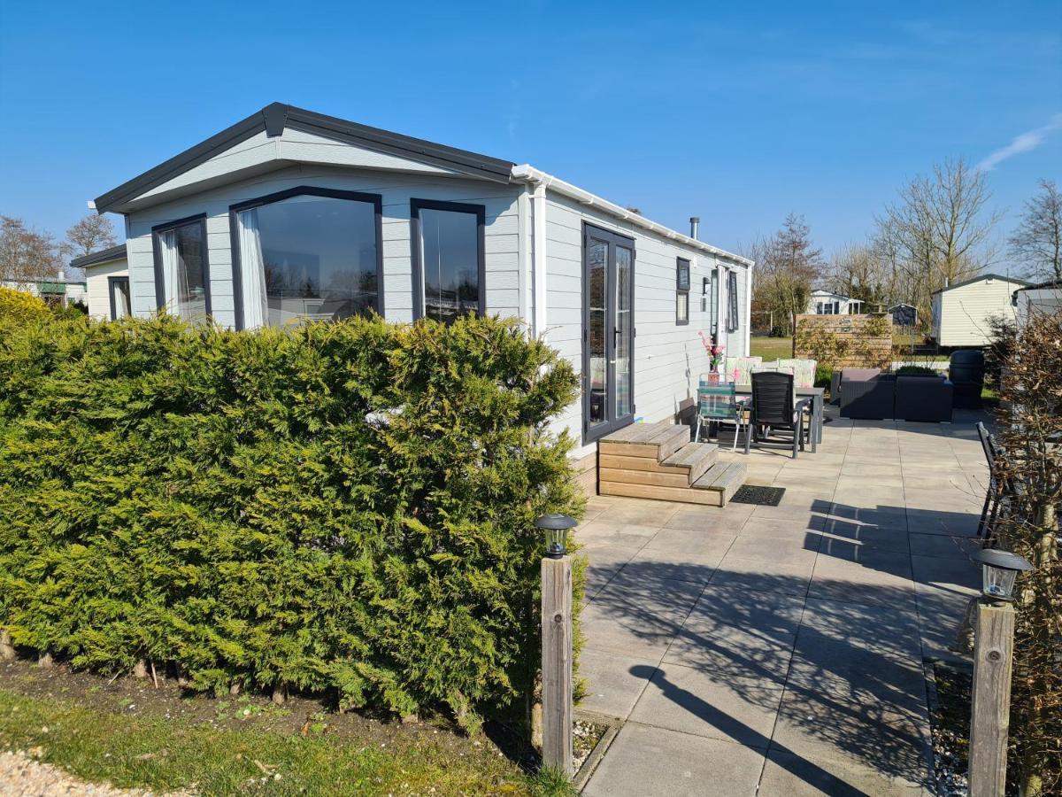 Chalet 577 Op Recreatiepark De Wielen Sint Maarten Exterior foto